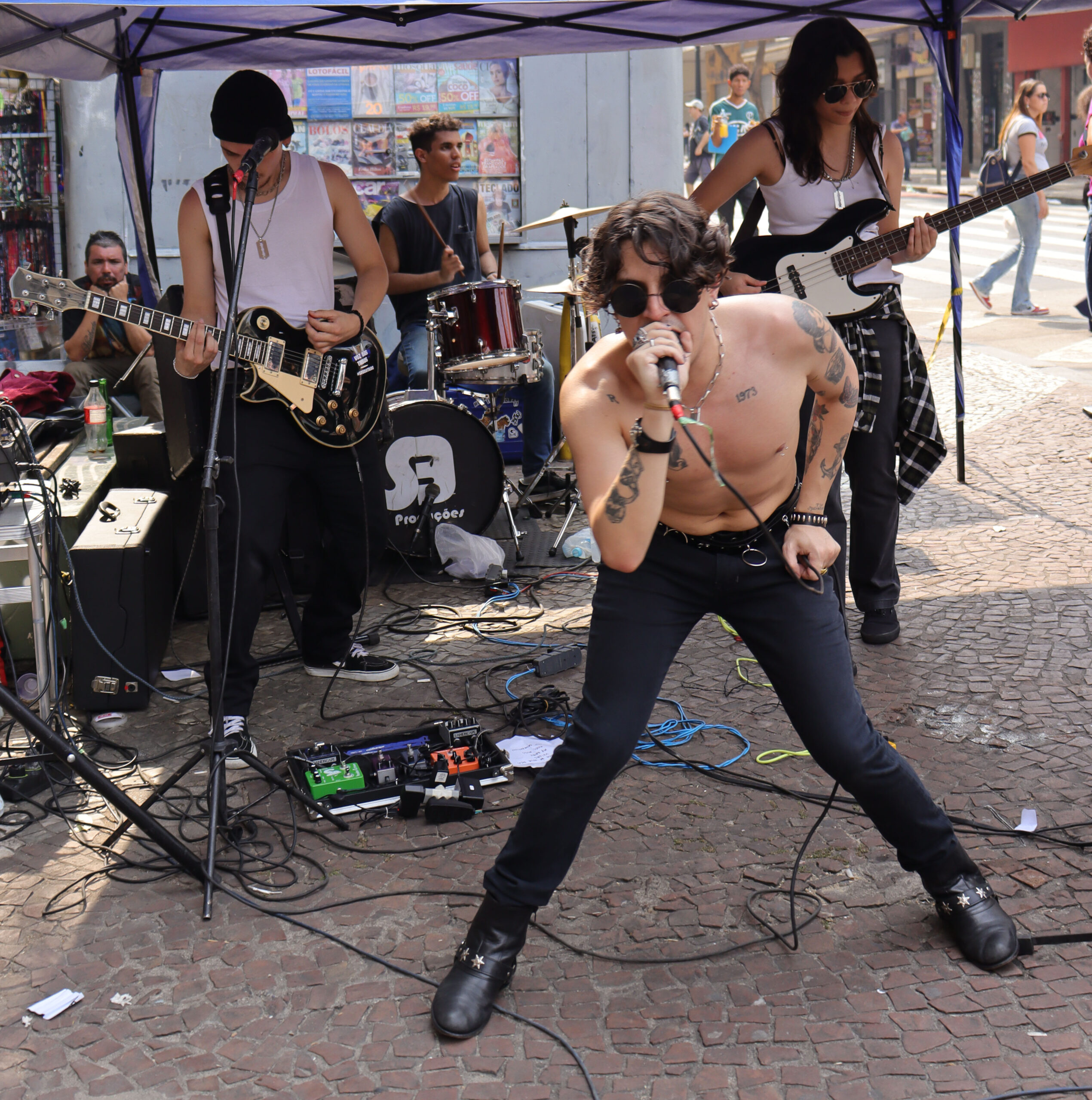 Evento Calçada da Galeria do Rock vira documentário no Voz das Tribos